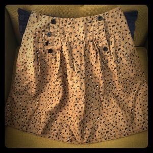 Flirty and cute fall skirt!!